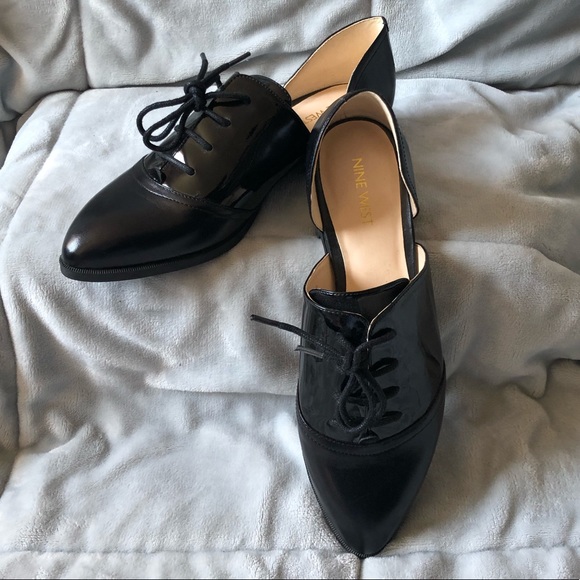 Shoes - Nine West Oxford Dress Shoes Size 9